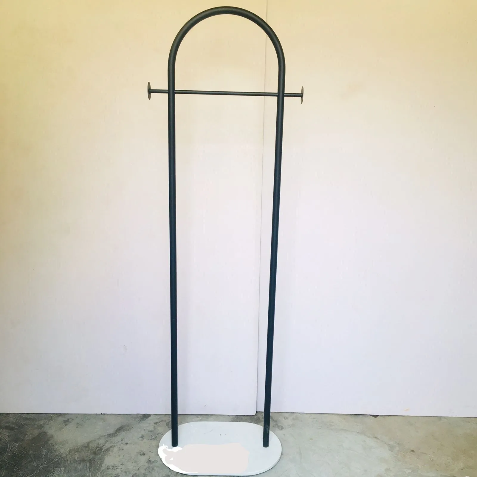 Arc Shape Wrought Iron Coat Rack Hanger Stand 2 Hook Coat Stand by CN