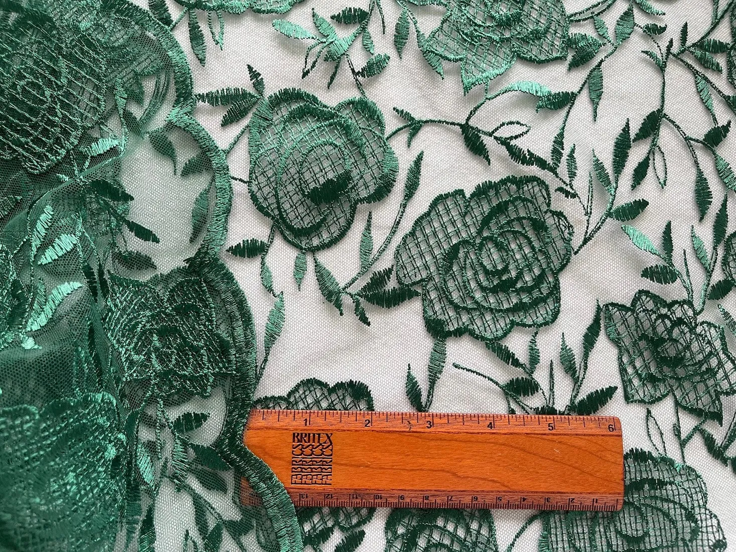 Embroidered Bottle Green Roses Scalloped Lace Fabric (Made in China)