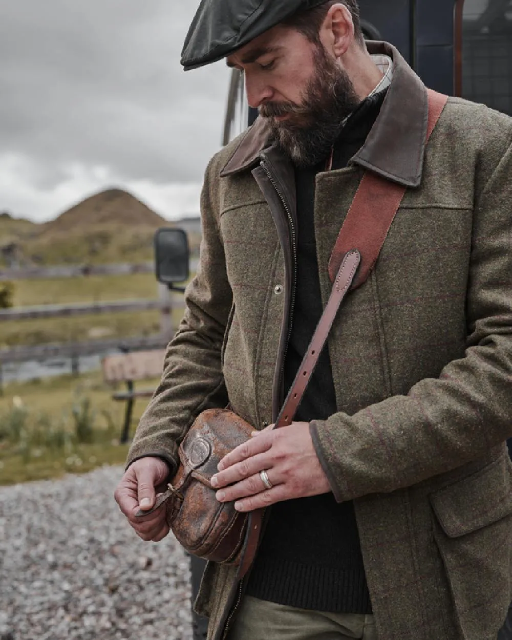 Hoggs of Fife Tummel Tweed Field Coat