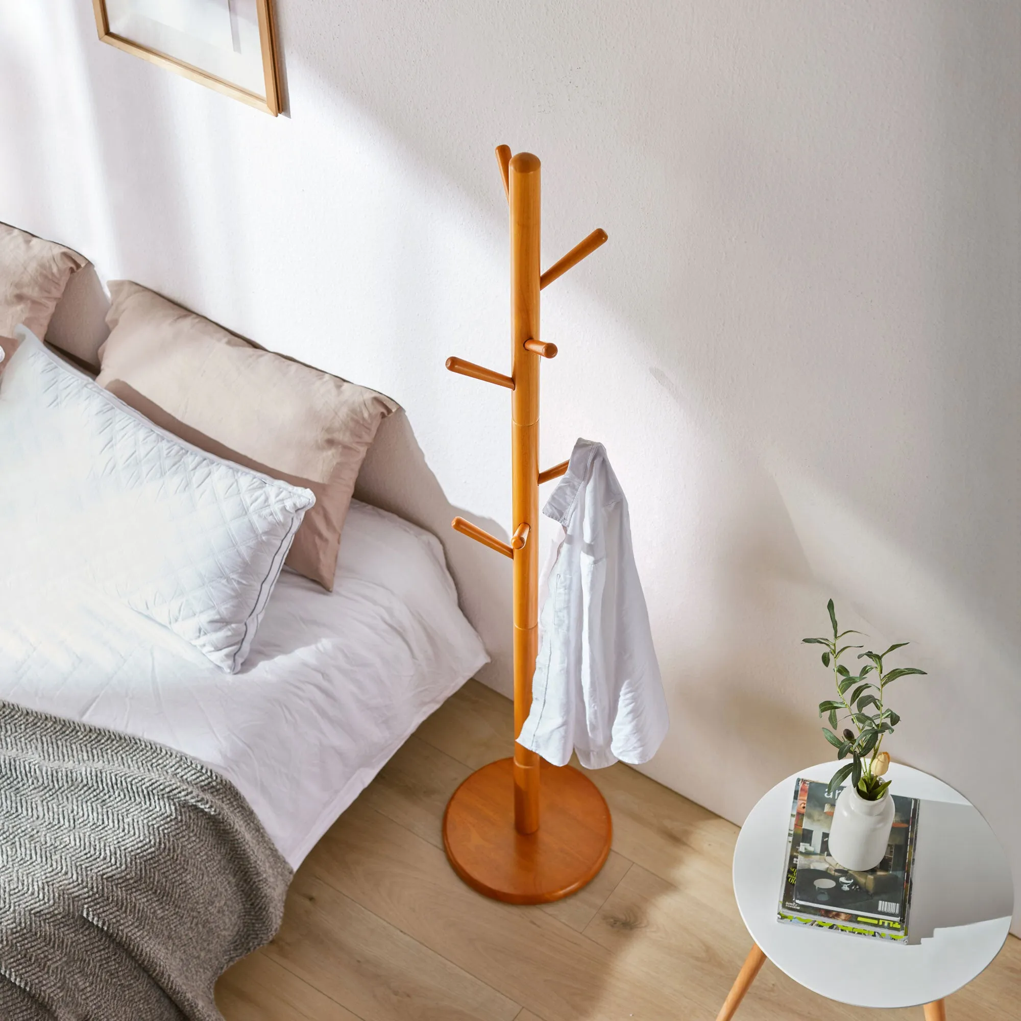 LEOPOLD Wooden Coat Rack