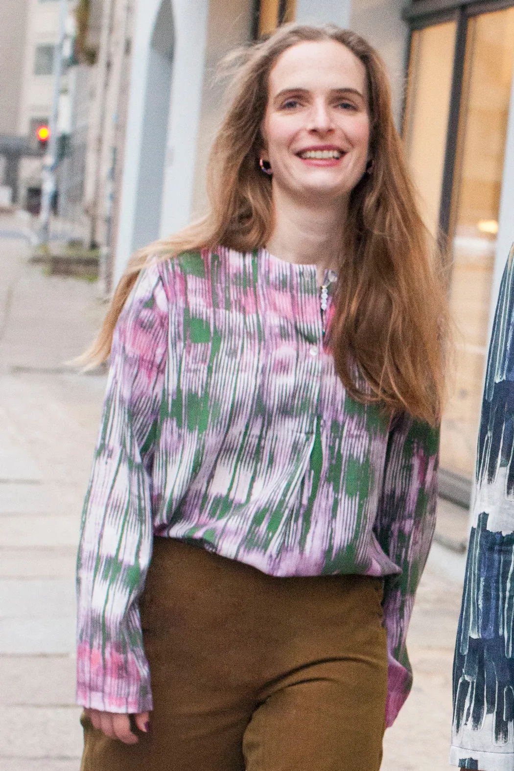 Loose Blouse in Light Colors