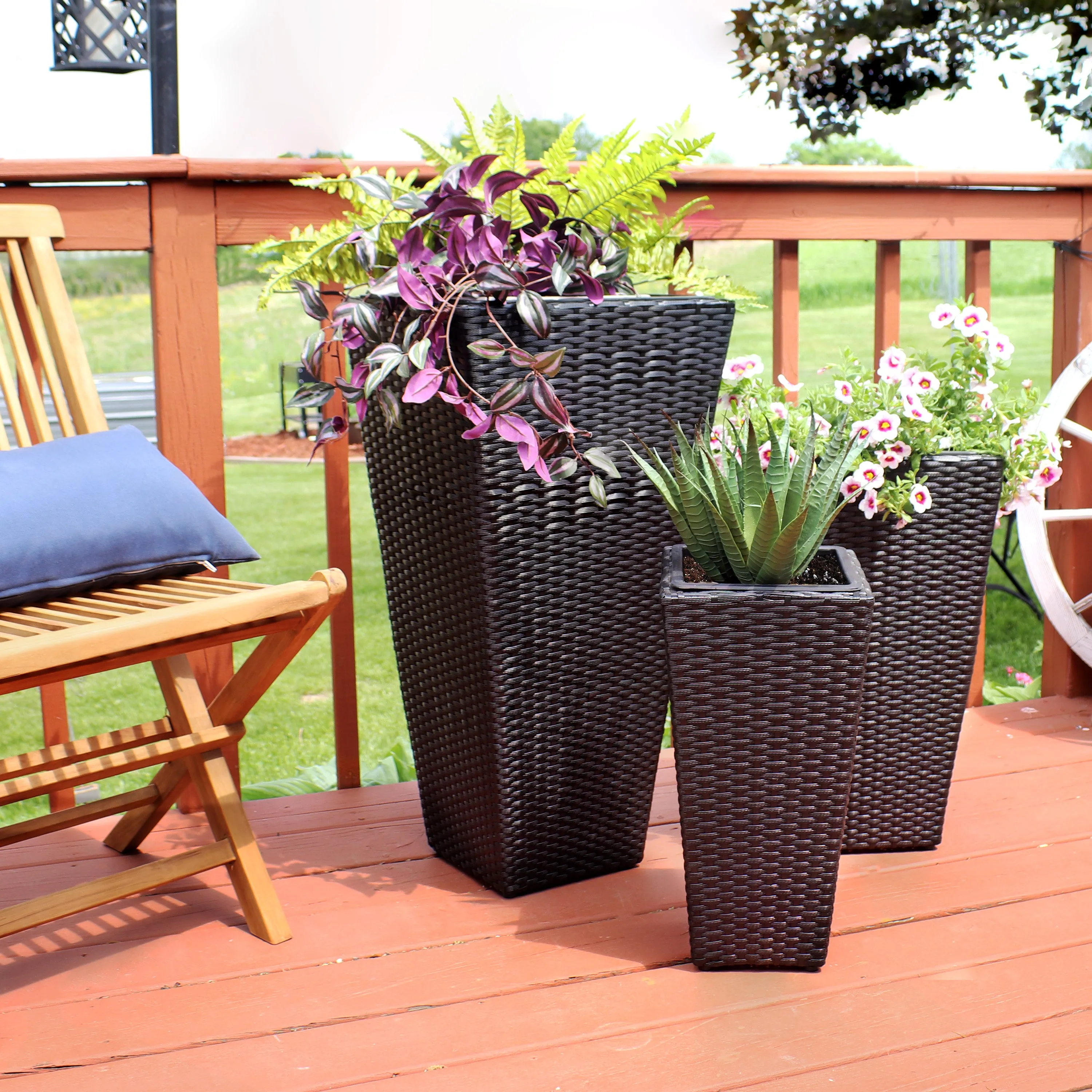 Sunnydaze Tall Square Polyrattan Planter - Set of 3 - Black