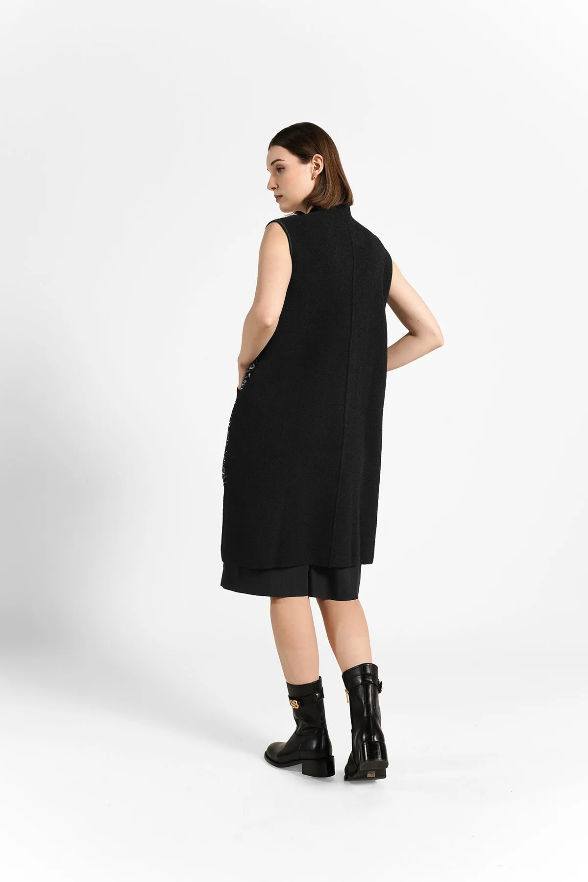 Tessa Sleeveless Coat - Black