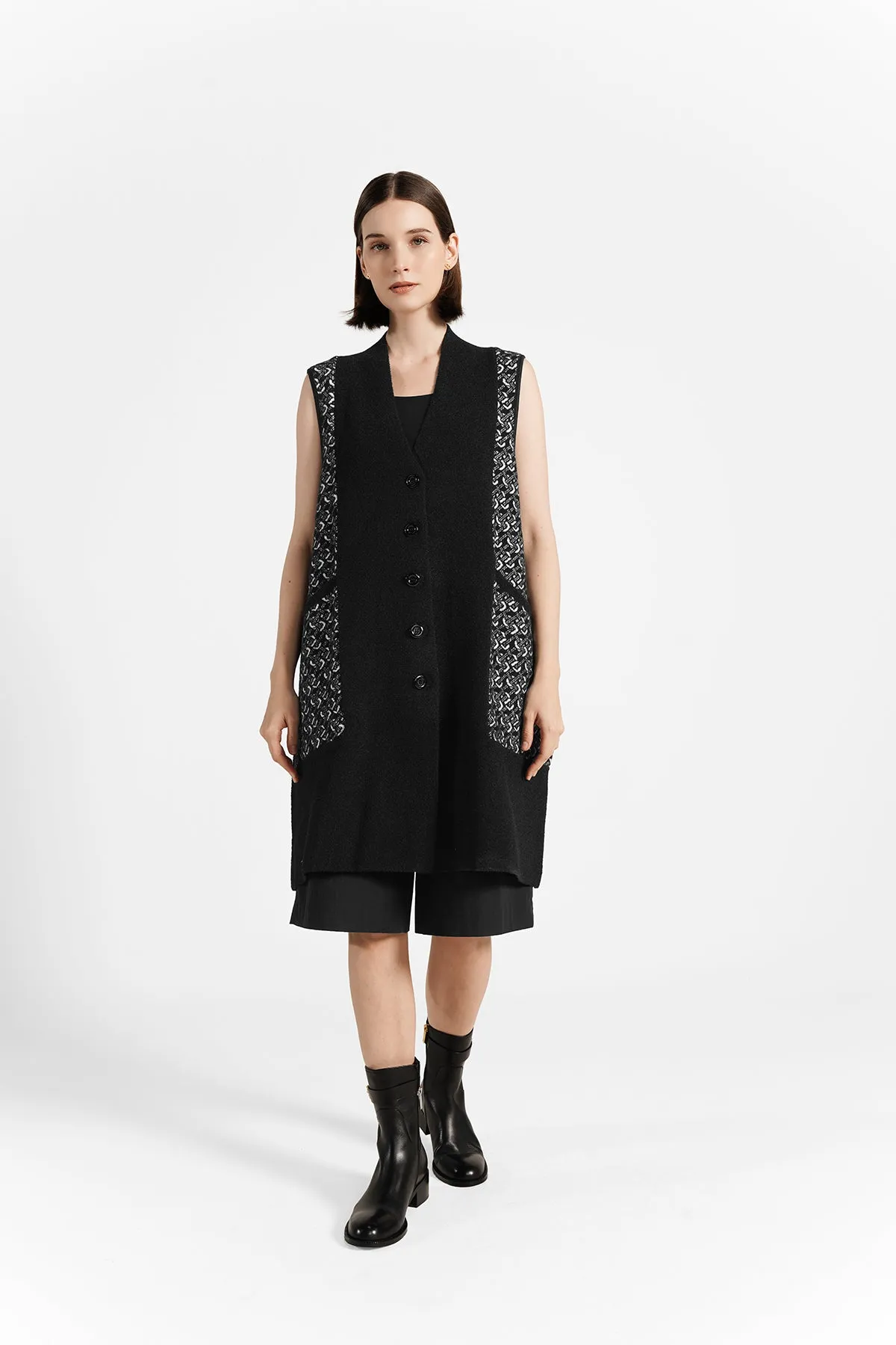 Tessa Sleeveless Coat - Black