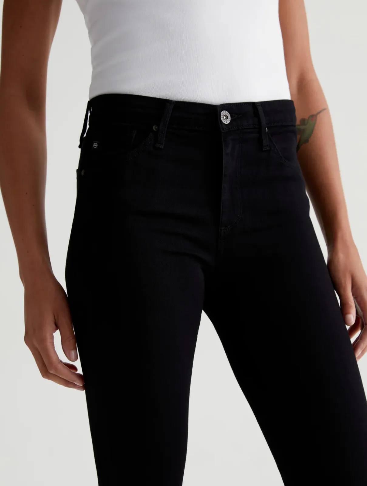 THE PRIMA MID RISE SLIM IN SUPER BLACK