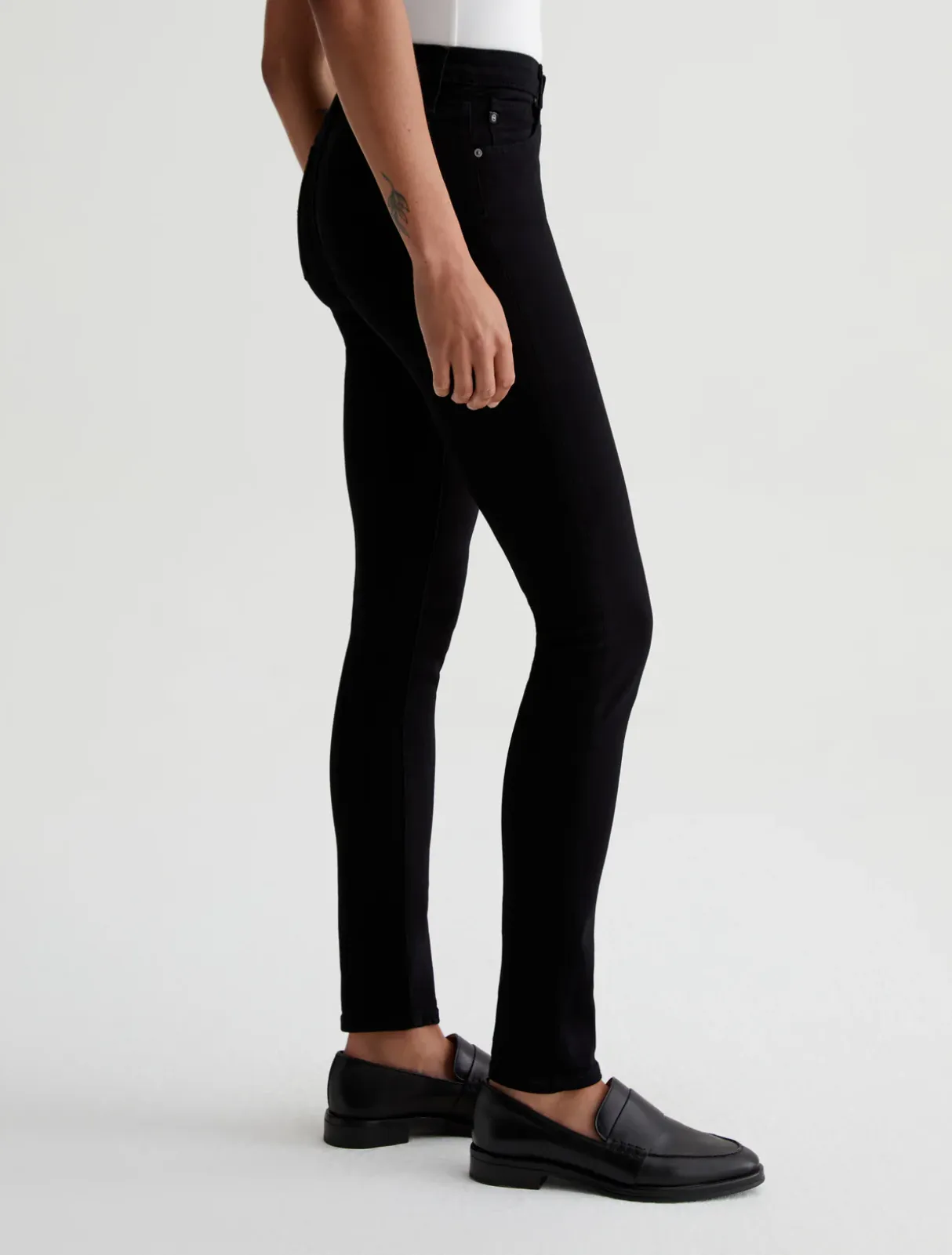 THE PRIMA MID RISE SLIM IN SUPER BLACK